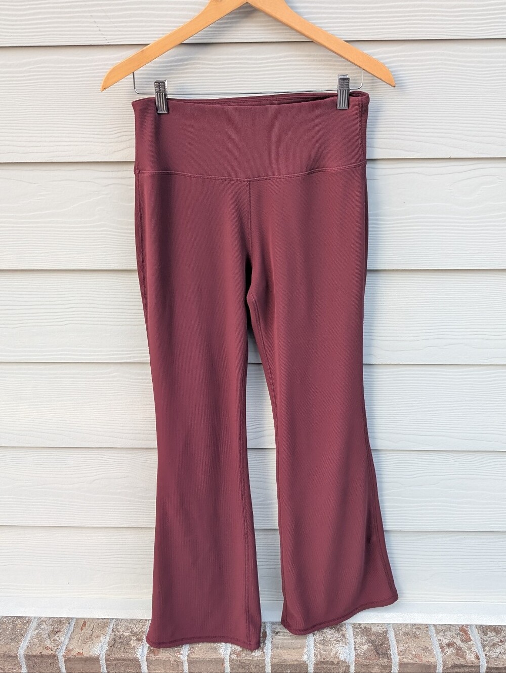 Move Theology Leggings Size L Red High Waist Flared Leg Workout Gym Athleisure